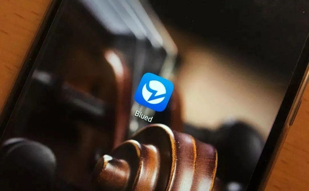 如何注册blued？